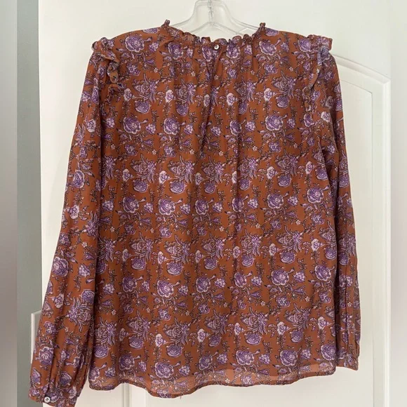 XiRENA Purple and Brown Floral Blouse - Picture 2 of 6